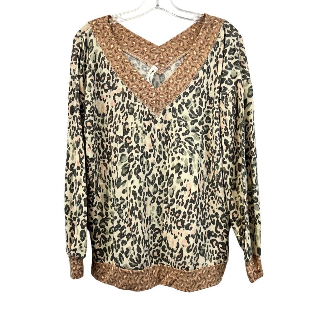 Vanilla Bay Women’s V-Neck Long Cuff Sleeve Mixed Print Top V-Back Small